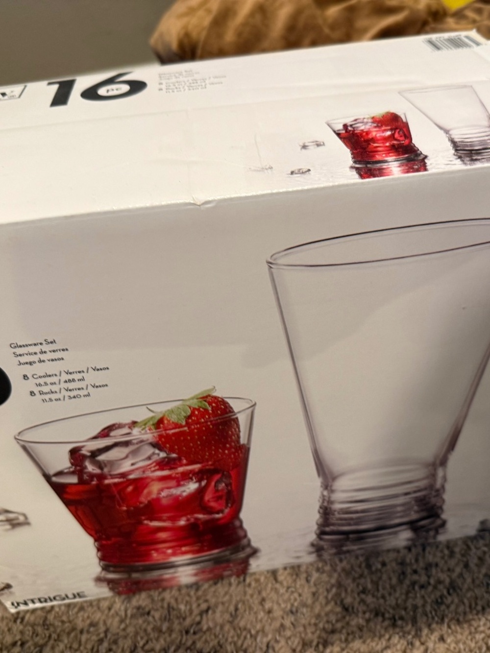 Drinking glasses